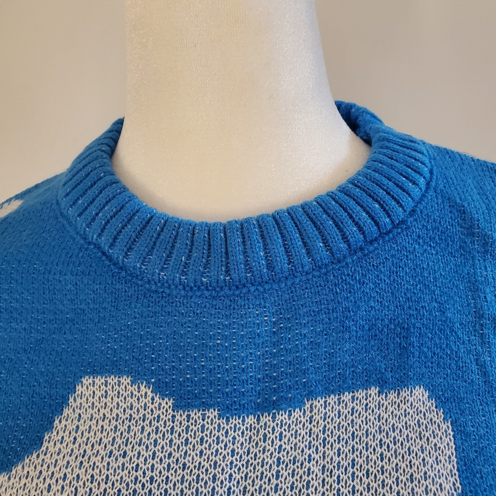 Sweater - Picture 7 of 7